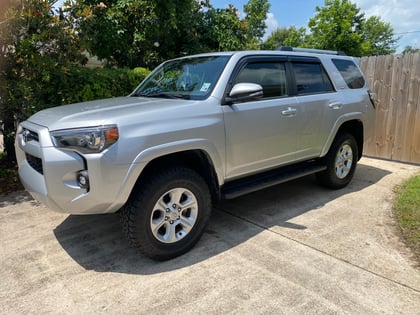 2 inch Lifted 2022 Toyota 4Runner 4WD