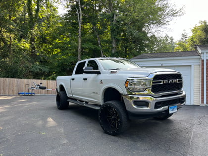 5 Inch Lifted 2021 Ram 3500 4WD