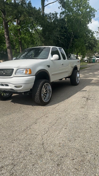 5 Inch Lifted 2002 Ford F-150 4WD