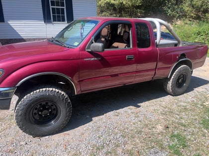 1.5 inch Lifted 1995 Toyota Tacoma 4WD