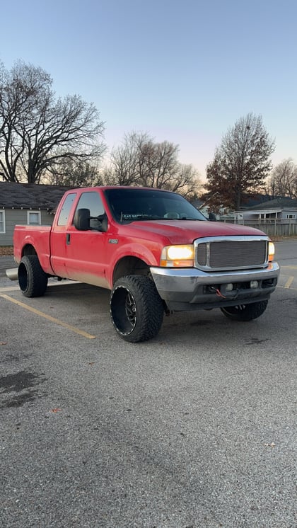 2.5 inch Lifted 2003 Ford F-250 Super Duty 4WD