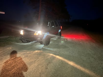 2 inch Lifted 2001 Jeep Grand Cherokee 4WD