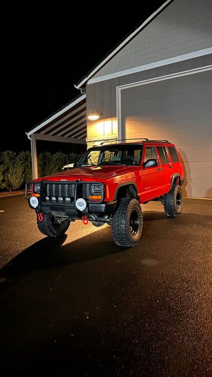 4.5 Inch Lifted 1997 Jeep Cherokee 4WD