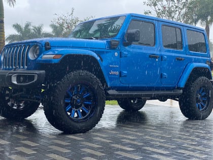 2 inch Lifted 2021 Jeep Wrangler JL Unlimited 4WD