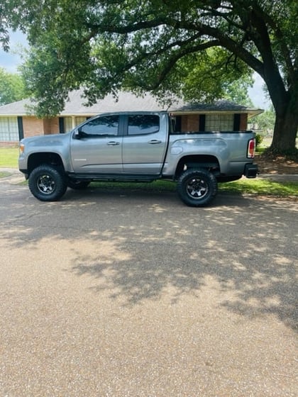 6 Inch Lifted 2022 GMC Canyon 2WD