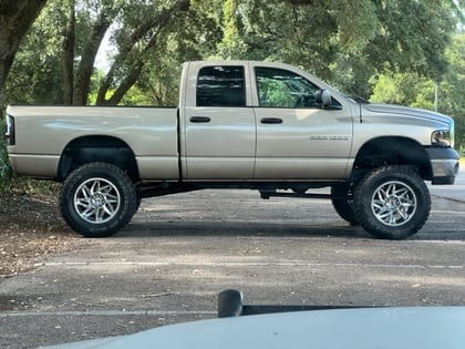 7.5 Inch Lifted 2004 Dodge Ram 1500 4WD