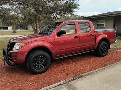 2.5 inch Lifted 2017 Nissan Frontier 2WD