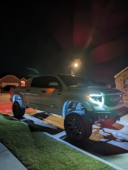 6 Inch Lifted 2019 Toyota Tundra 4WD