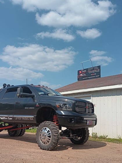 5 Inch Lifted 2006 Dodge Ram 3500 4WD