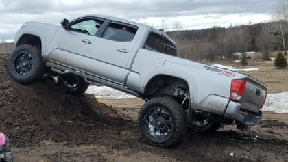 6 Inch Lifted 2017 Toyota Tacoma
