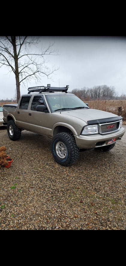 6 Inch Lifted 2003 GMC Sonoma 4WD