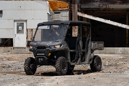 3 Inch Lifted Can-Am Defender HD8