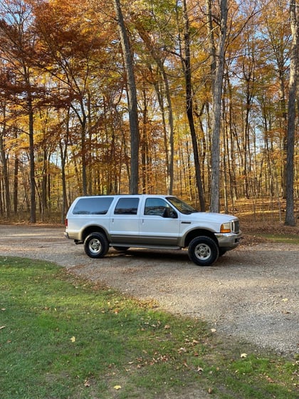 2 inch Lifted 2000 Ford Excursion 4WD