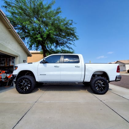 6 Inch Lifted 2020 Ram 1500 4WD