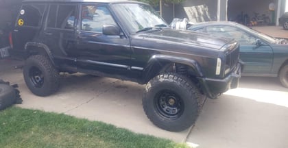 3 Inch Lifted 2000 Jeep Cherokee 4WD