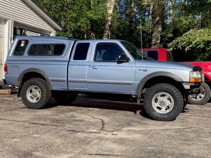 1.5 inch Lifted 2004 Ford Ranger 4WD