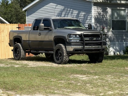 3 Inch Lifted 2001 Chevy Silverado 2500 HD RWD