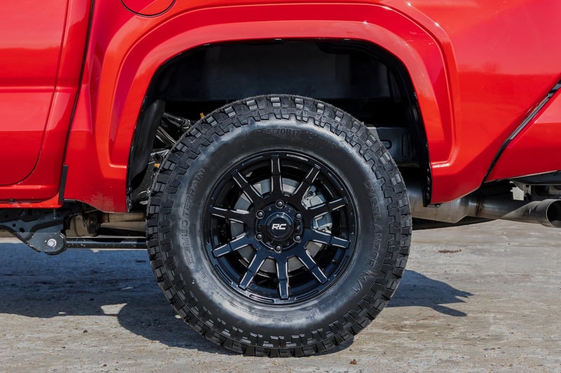 Rough Country 83 Series Wheel | One-Piece | Gloss Black