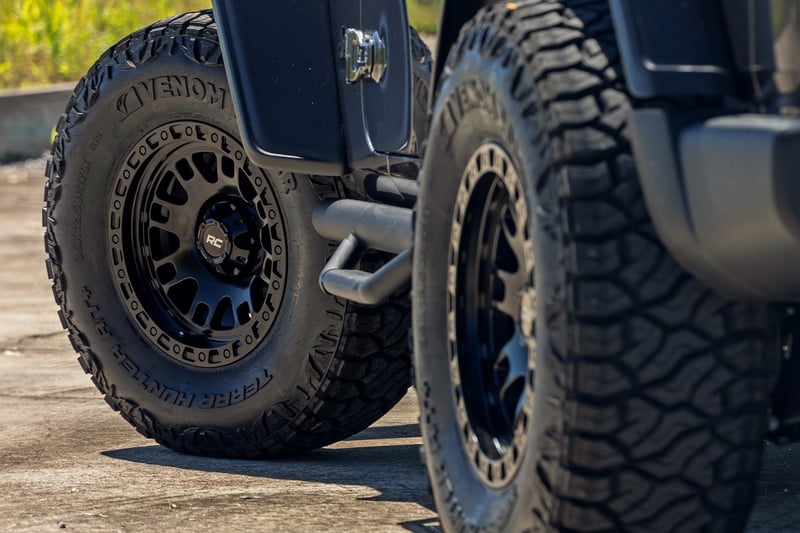 Rough Country 82 Series Wheel | One-Piece | Semi Gloss Black