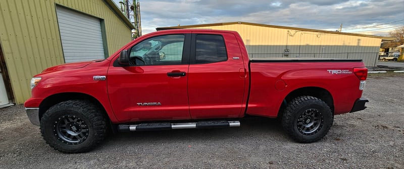 2 inch Lifted 2010 Toyota Tundra 4WD Customer Build by Cody