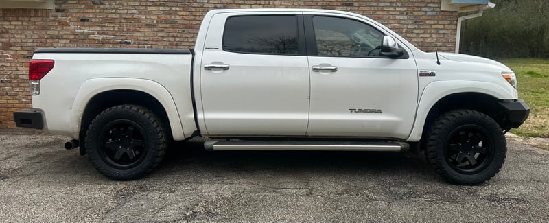 3 Inch Lifted 2010 Toyota Tundra 4WD Customer Build by Issac