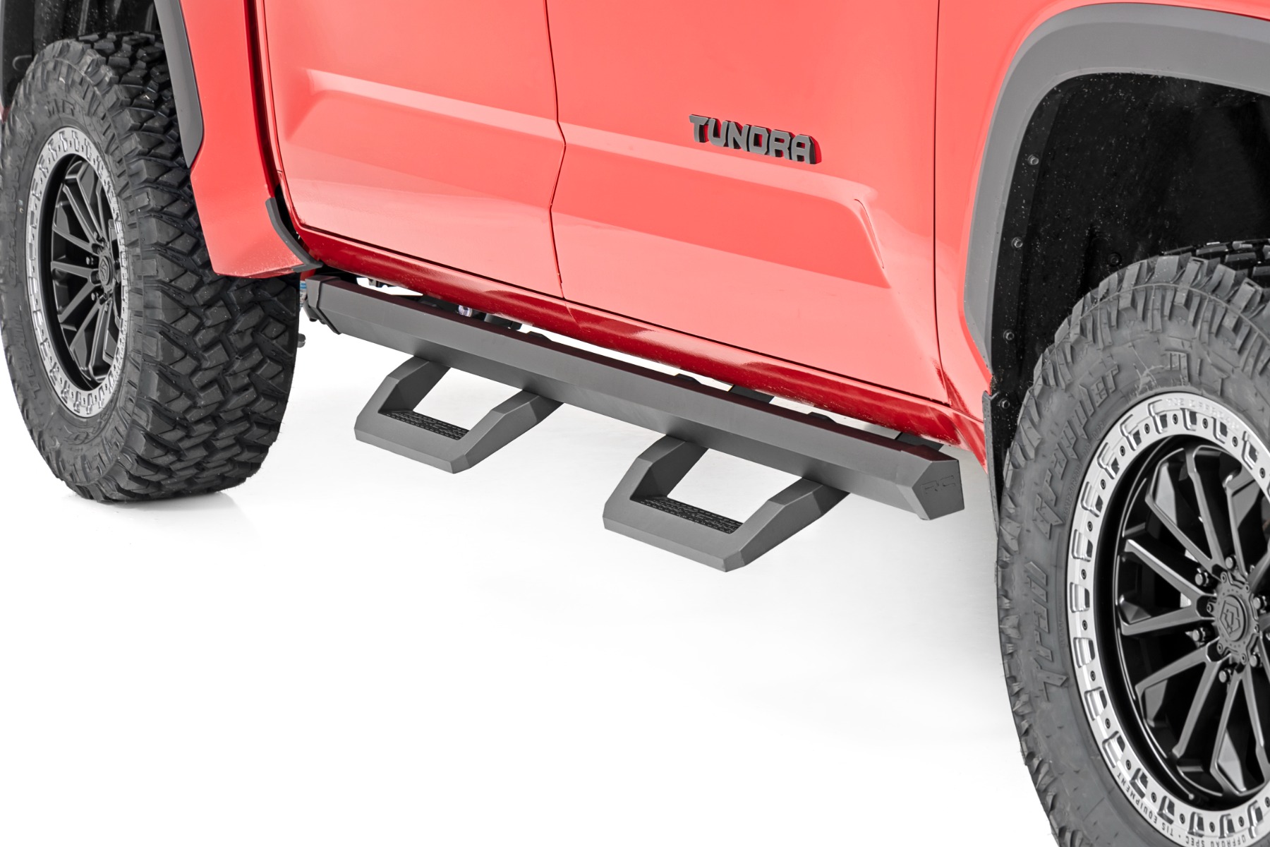 SR2 Adjustable Aluminum Steps | Crew Cab | Toyota Tundra (22-23)