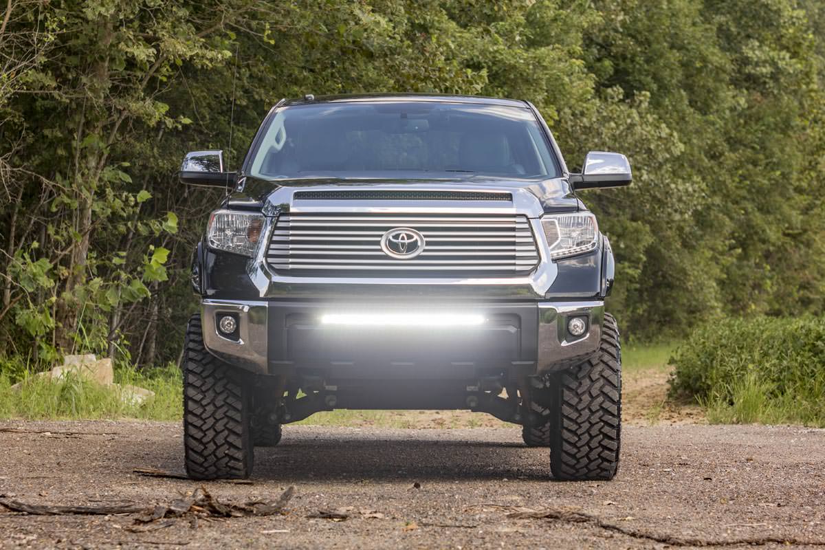 LED Light Kit | Bumper Mount | 30" Chrome Single Row | Toyota Tundra (14-21)