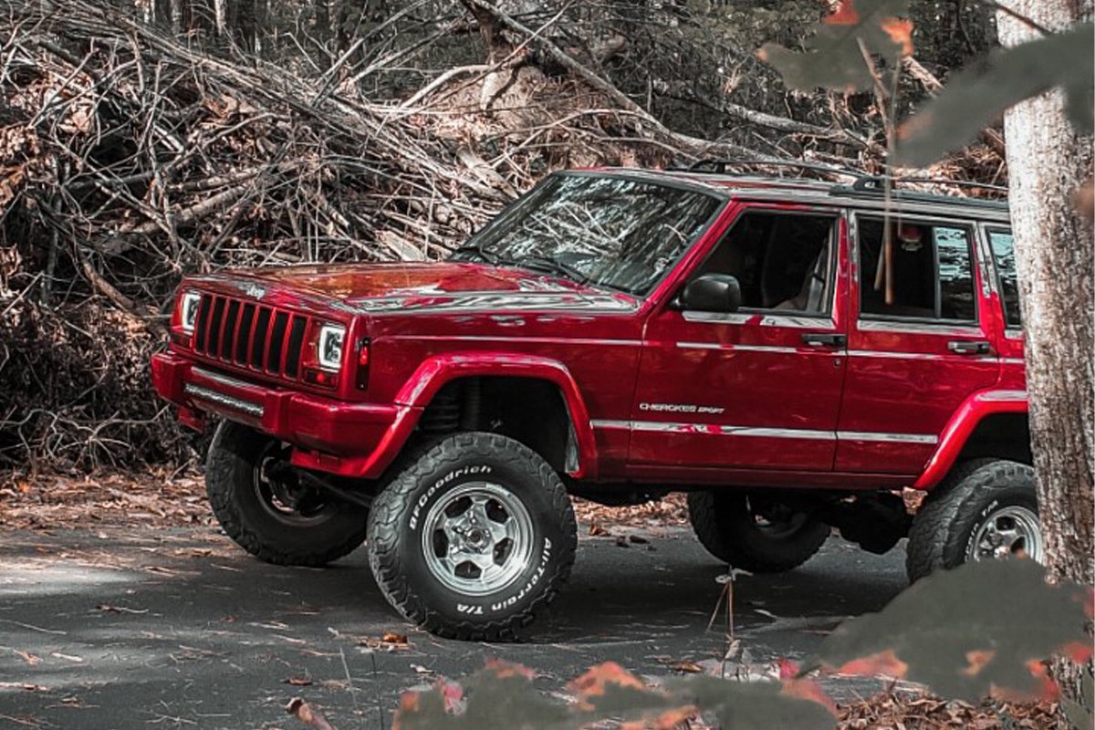 4.5 Inch Lift Kit | RR springs | Jeep Cherokee XJ 2WD / 4WD (1984-2001)