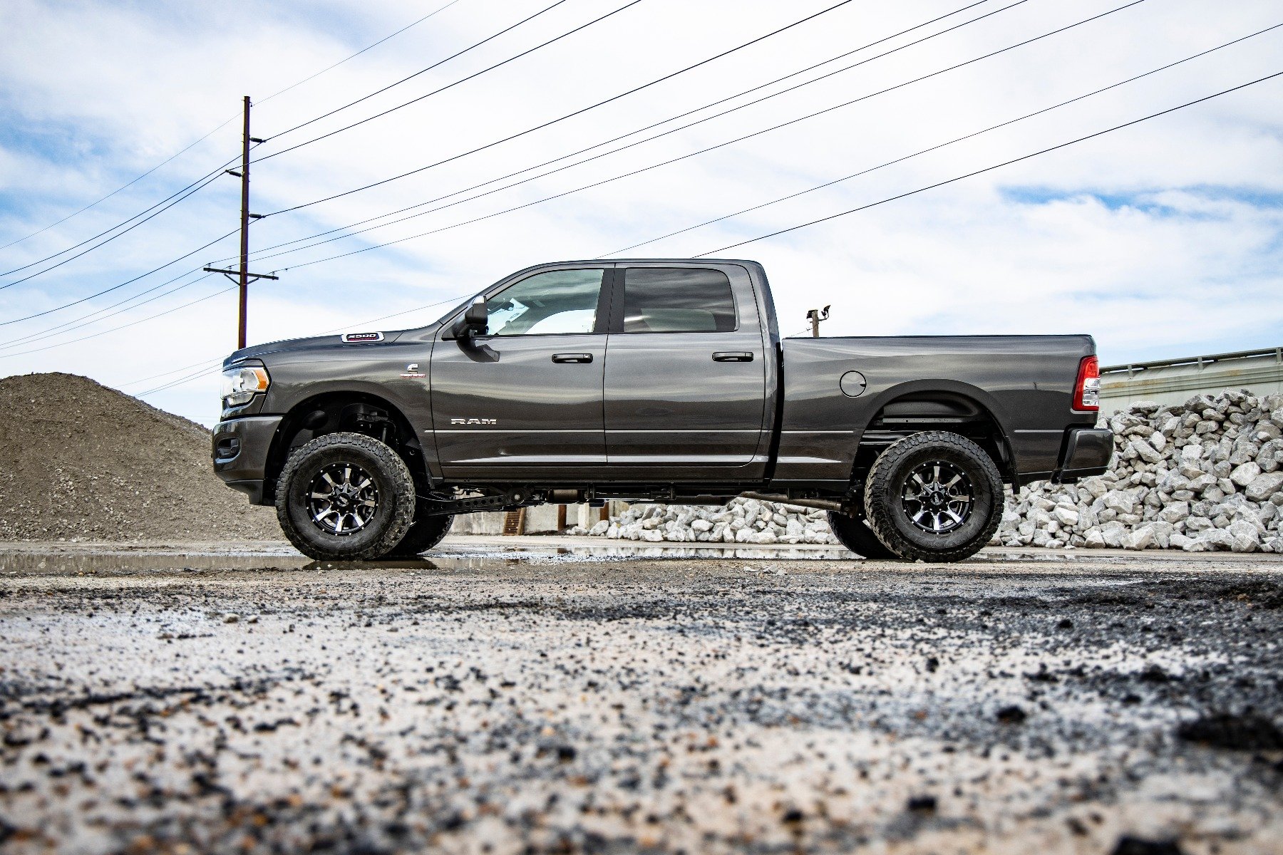 2.5 Inch Leveling Kit | RR Leaf | V2 | Ram 2500 (14-24) / 3500 (13-24) 