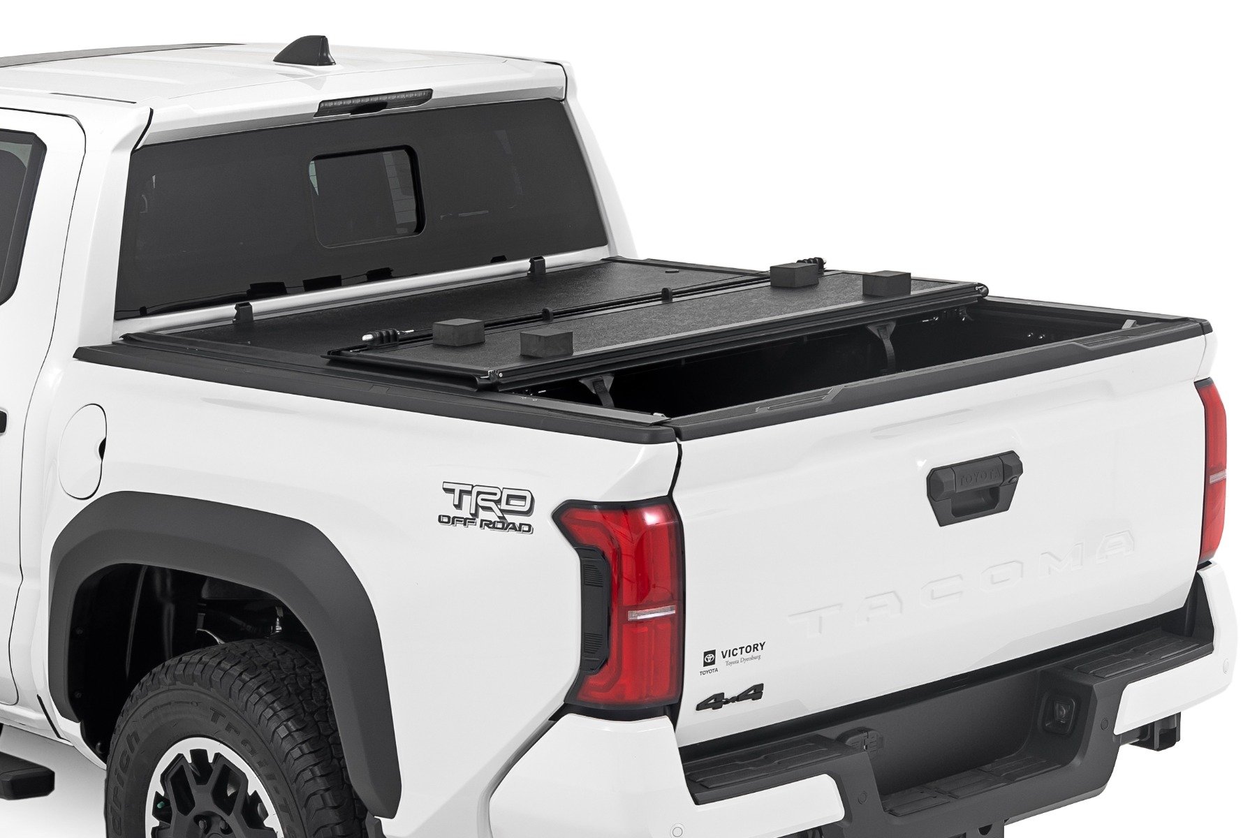 Hard Low Profile Bed Cover | 5' Bed | Toyota Tacoma 2WD / 4WD (2024)