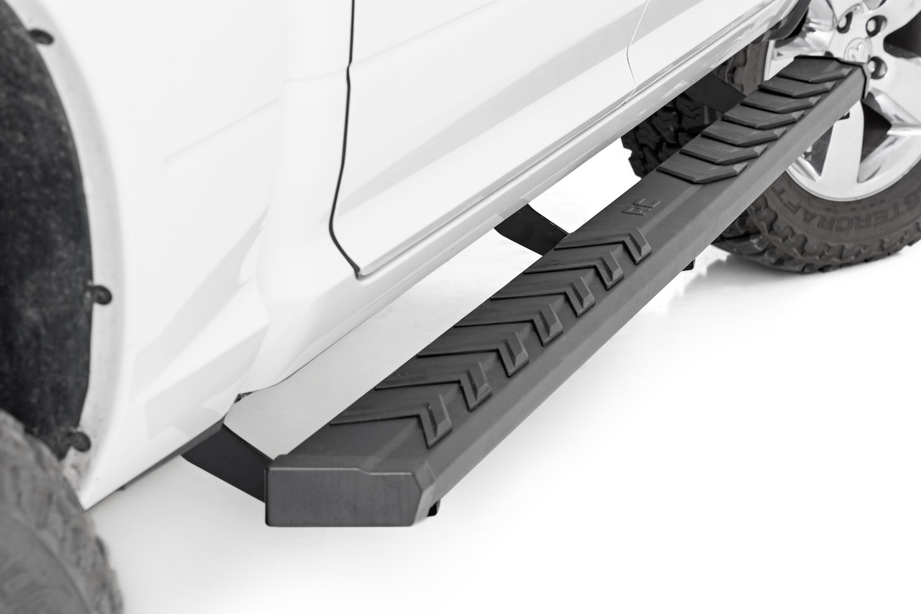 BA2 Running Board | Side Step Bars | Ram 1500 / 2500 / 3500 2WD / 4WD