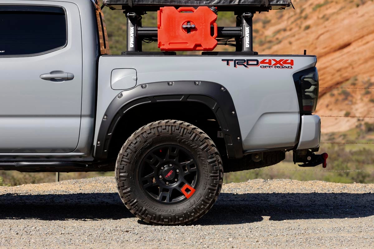 Fender Flares | Defender | Toyota Tacoma 2WD / 4WD (2016-2023)