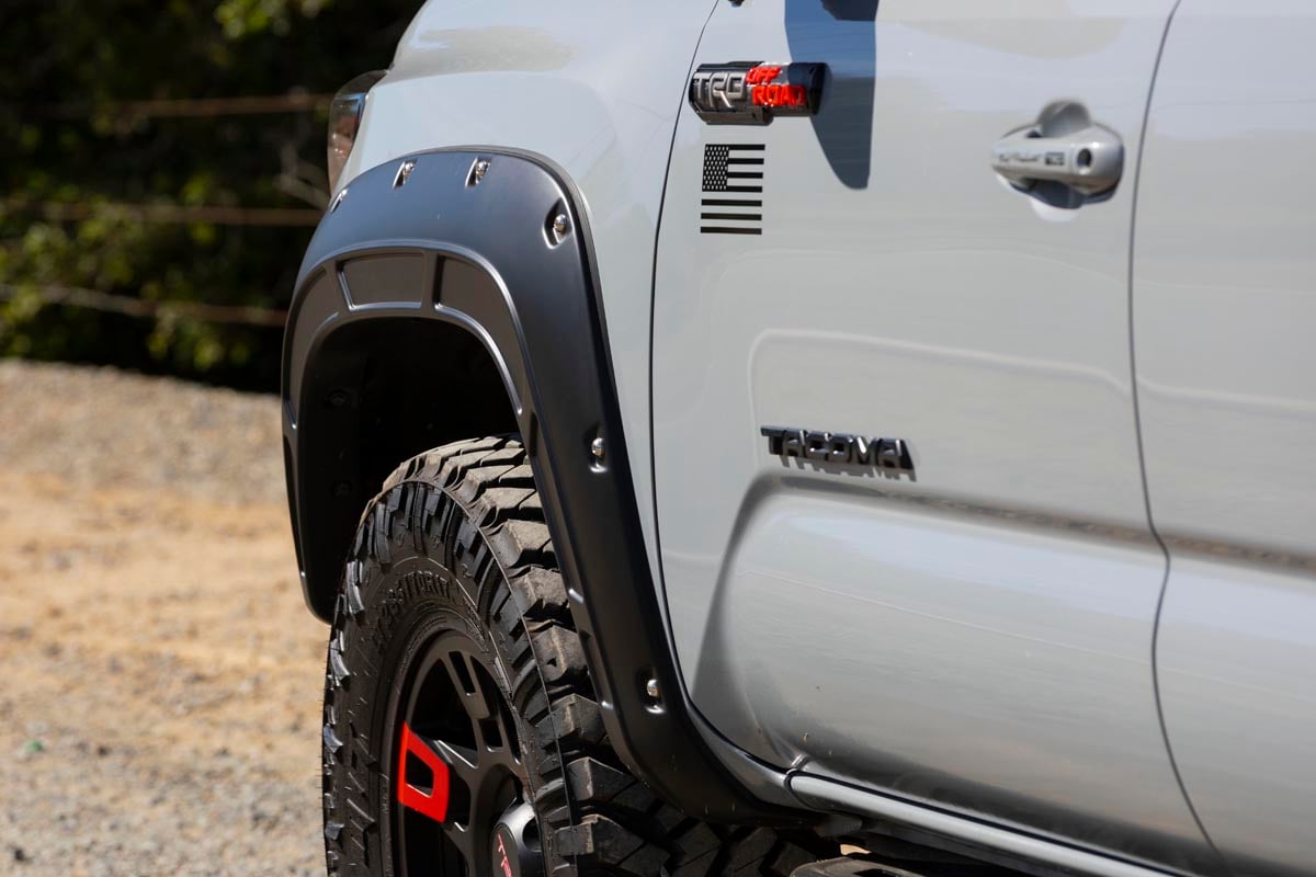 Fender Flares | Defender | Toyota Tacoma 2WD / 4WD (2016-2023)