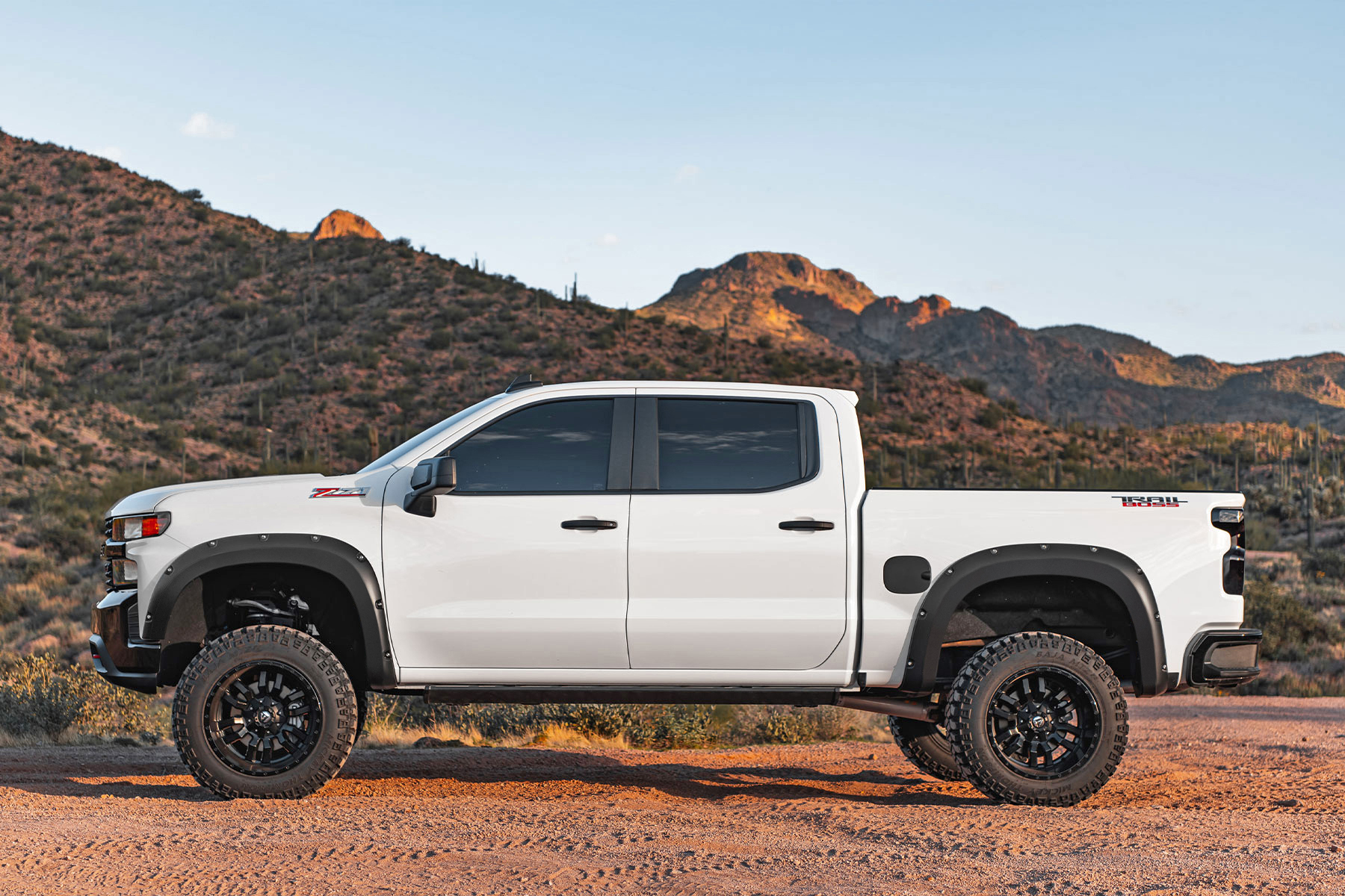 Pocket Fender Flares | GAZ Summit White | Chevy Silverado 1500 2WD / 4WD (22-24)