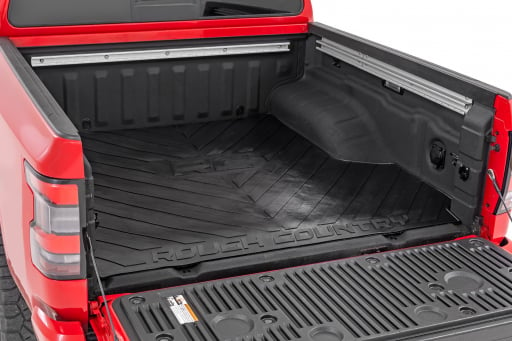 Bed Mat | 5' Bed | RC Logo | Nissan Frontier 2WD/4WD (2005-2024)
