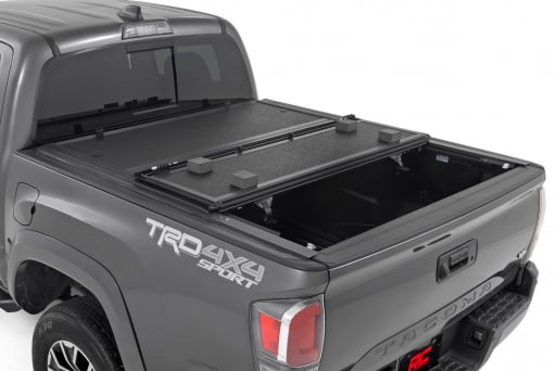 Hard Low Profile Bed Cover | Toyota Tacoma 2WD/4WD (16-23)