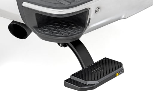 Retractable Bed Step | Manual Pull | GM 1500 2WD/4WD (2014-2018)