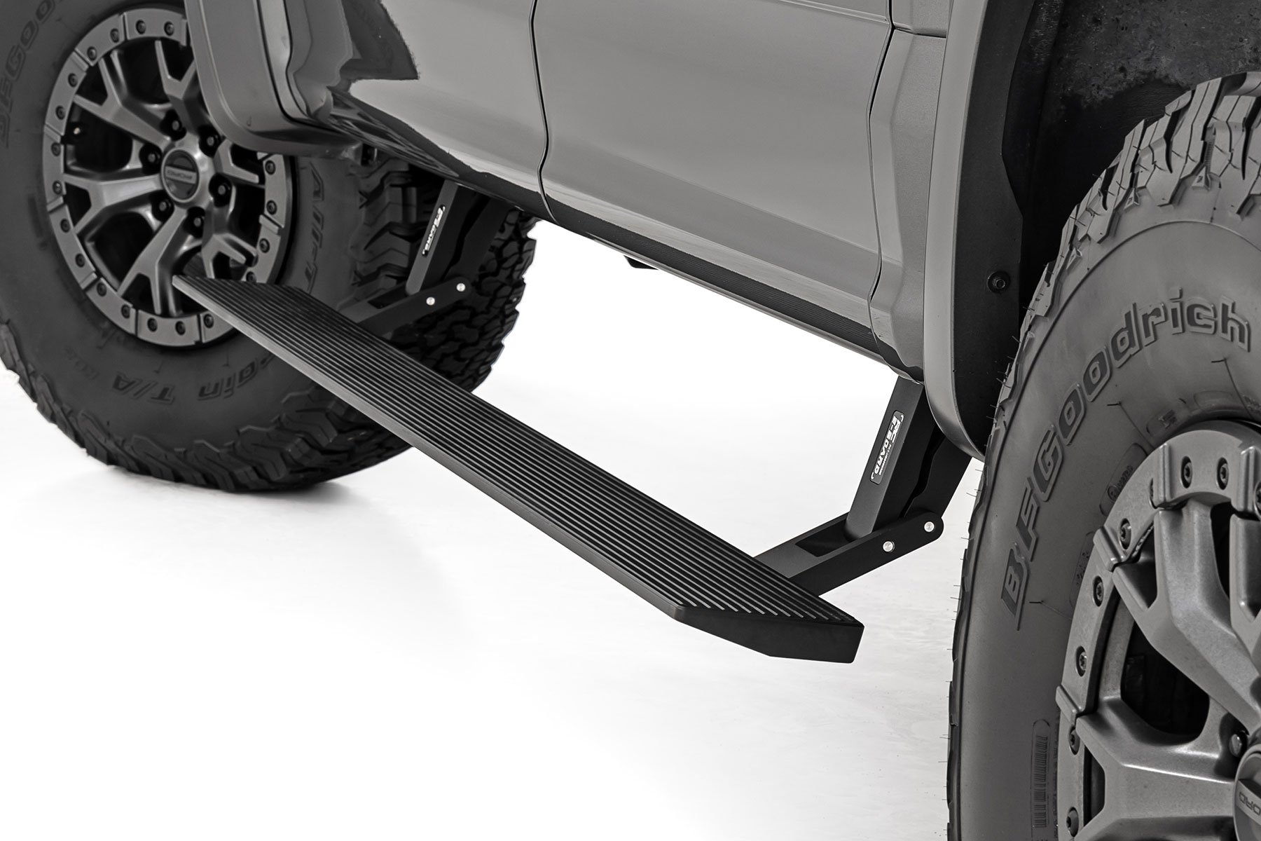 Power Running Boards | Ford F-150/Lightning/F-250/F-350 Power Running Boards | Ford F-150/Lightning/F-250/F-350