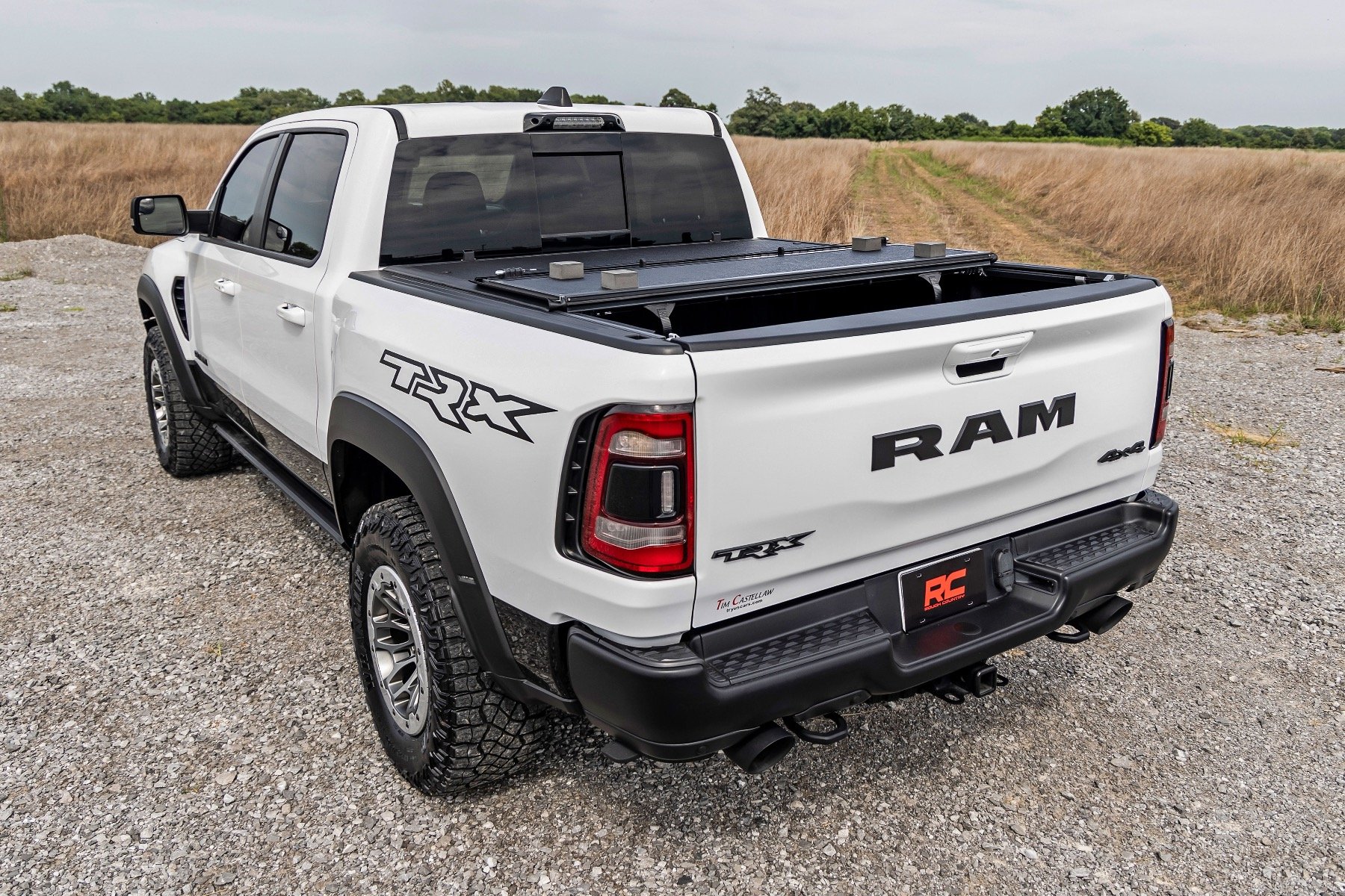 Hard Low Profile Bed Cover | Ram 1500 (19-23)/1500 TRX (21-23) | Rough ...