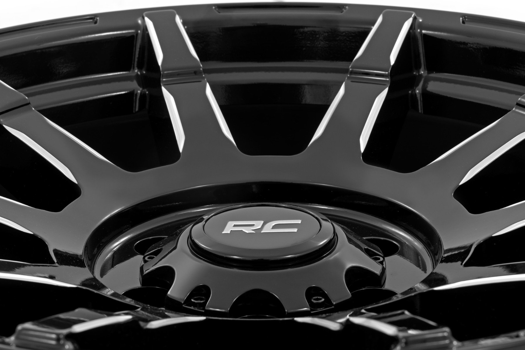 Rough Country 83 Series Wheel | One-Piece | Gloss Black Rough Country 83 Series Wheel | One-Piece | Gloss Black