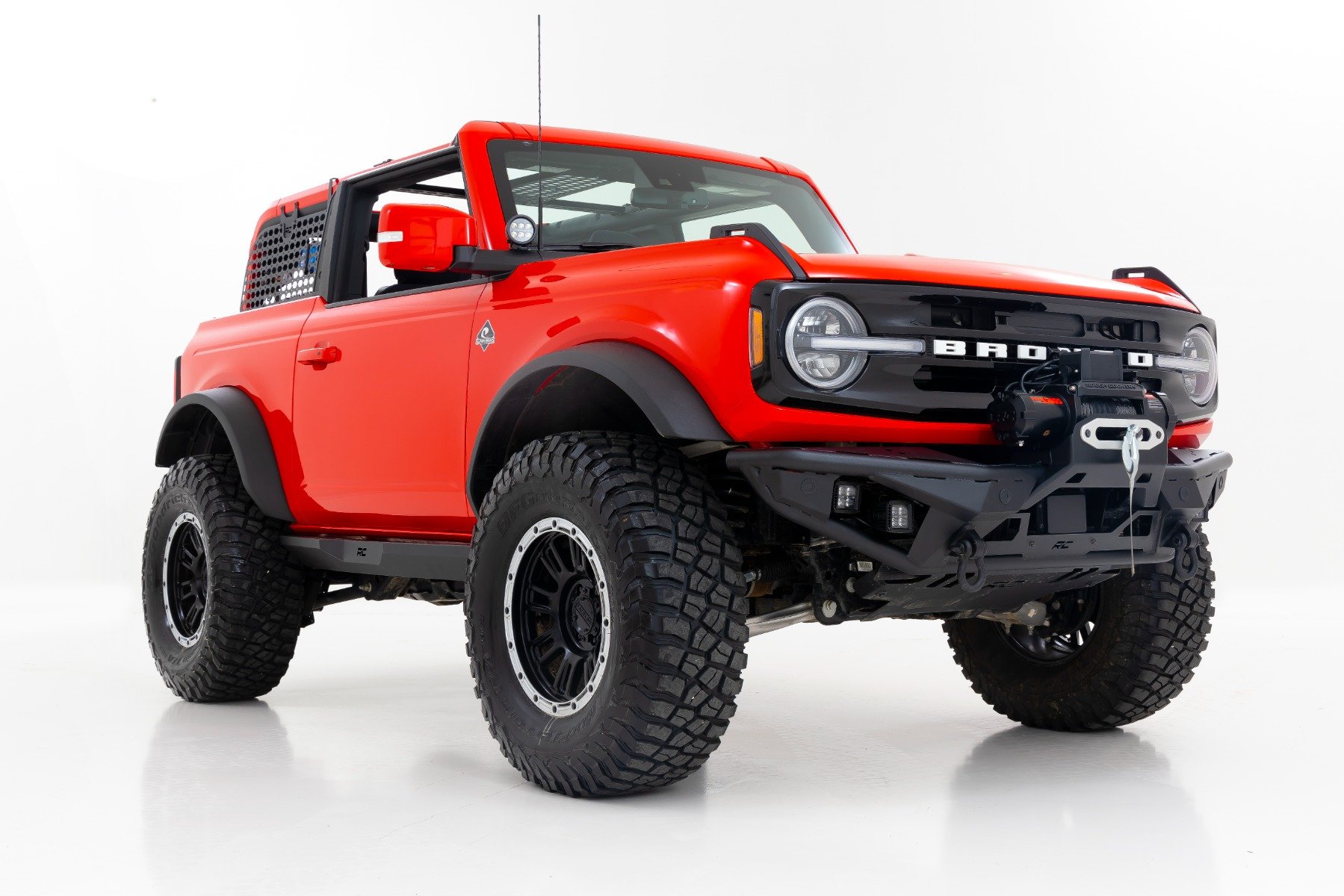 Rock slider Heavy Duty Ford Bronco (2 Door) 4WD (2021-2023) Rough  Country