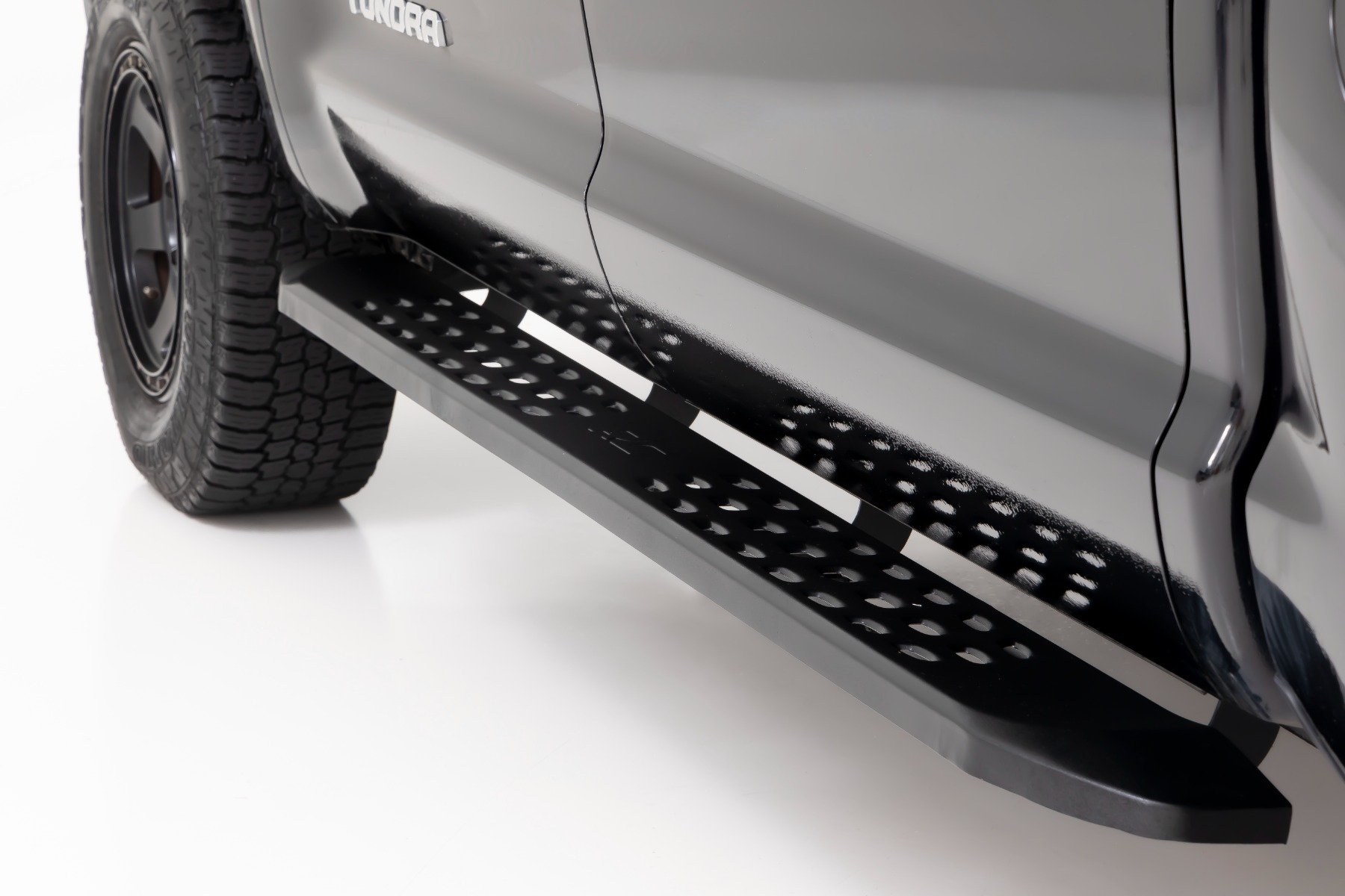 2021 toyota deals tundra running boards