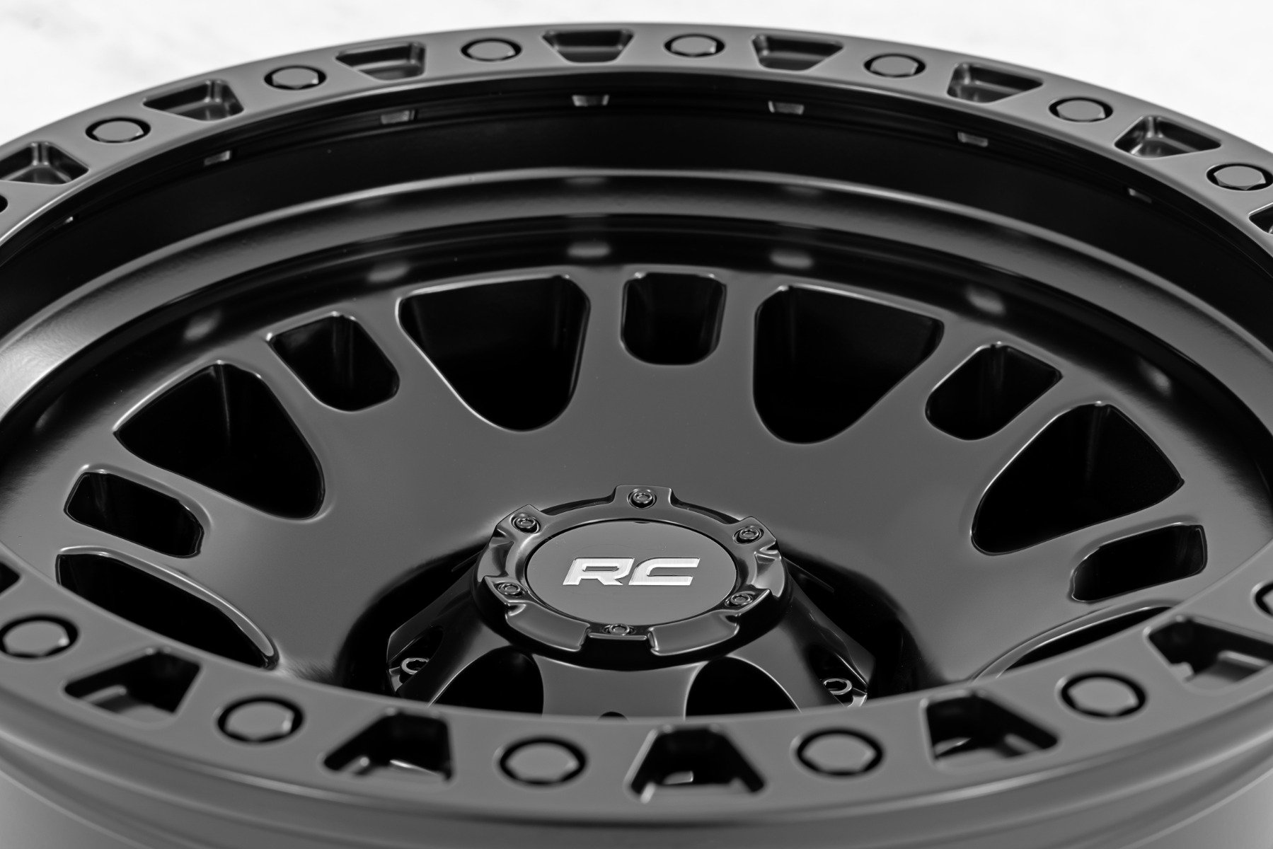 Rough Country 82 Series Wheel | One-Piece | Semi Gloss Black Rough Country 82 Series Wheel | One-Piece | Semi Gloss Black