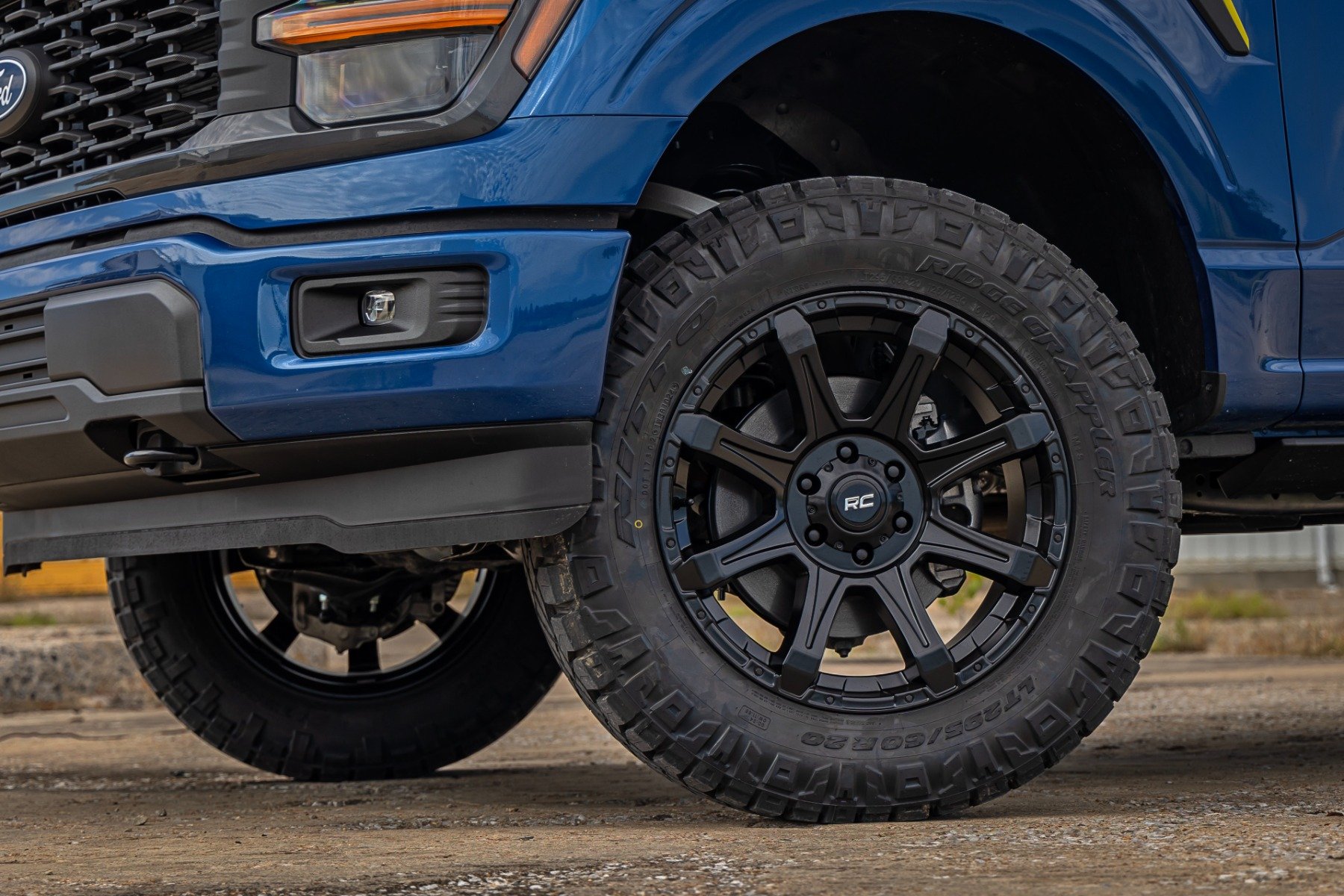 Rough Country 81 Series Wheel | One-Piece | Semi Gloss Black