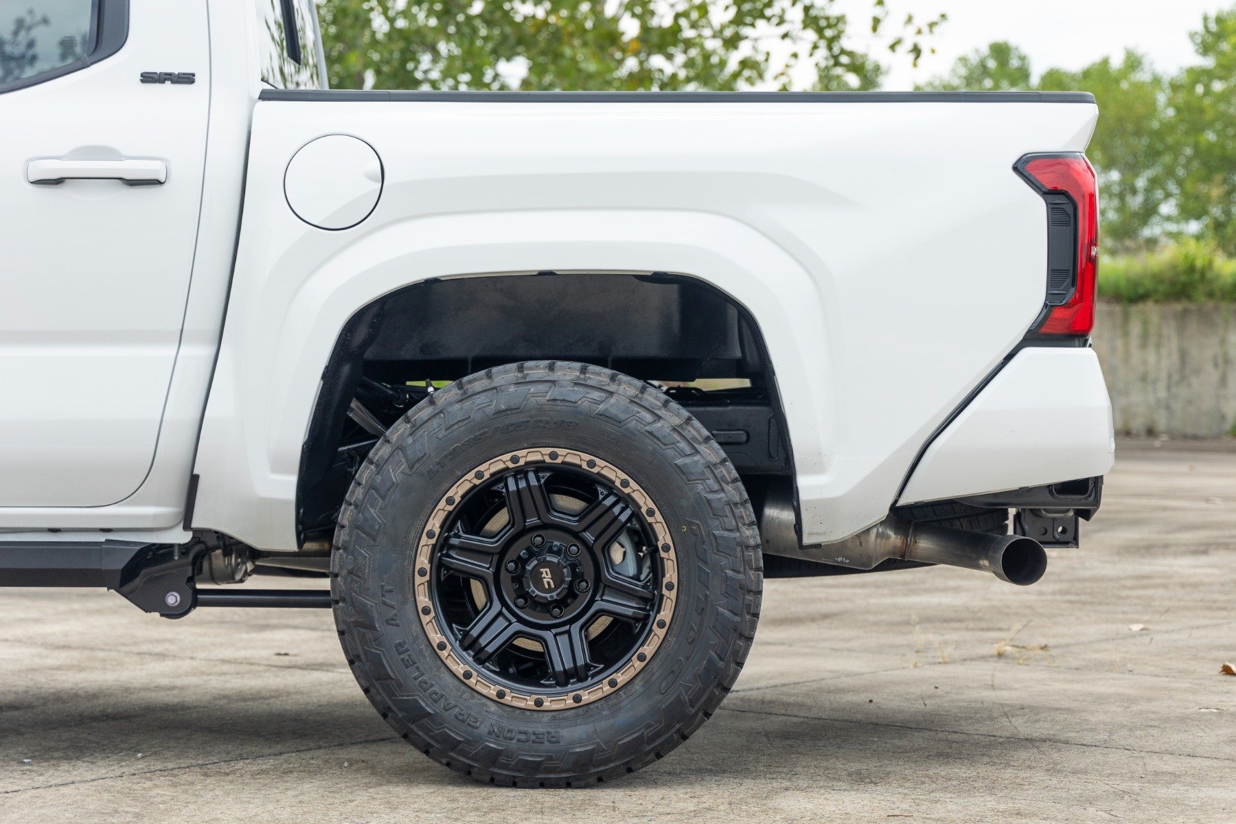 送料無料 店舗 Country Rough 79 Black Gloss Semi | One-Piece | Wheel Series 小物