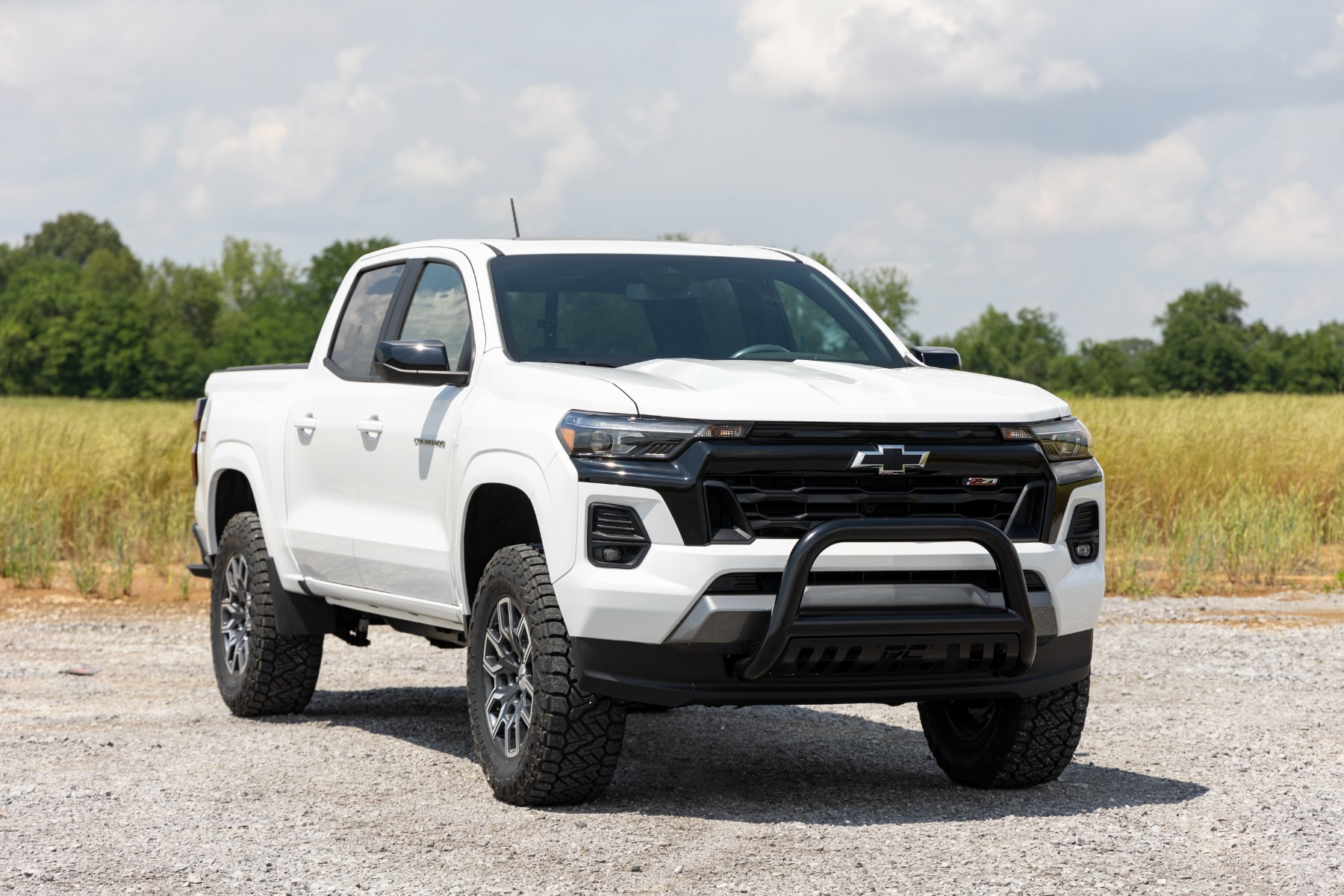 2 Inch Lift Kit Chevy Colorado 4WD 2023 Rough Country