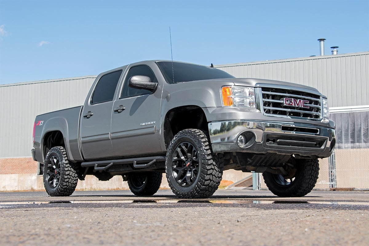 3 Inch Body Lift Kit Chevy/GMC 1500 (0713) Rough Country