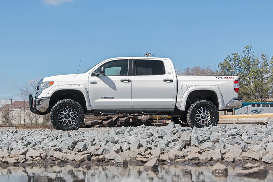 6 Inch Lift Kit | Toyota Tundra 2WD/4WD (2016-2021) | Rough Country