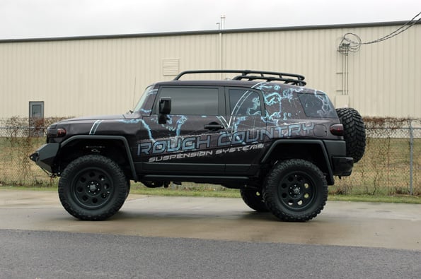 Rough Country 2WD/4WD Toyota | Lift Kit | FJ Cruiser Inch (2007-2009) 6
