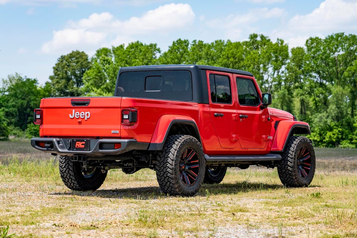 2.5 Inch Leveling Kit | Spacers | M1 | Jeep Gladiator JT 4WD (20-23)